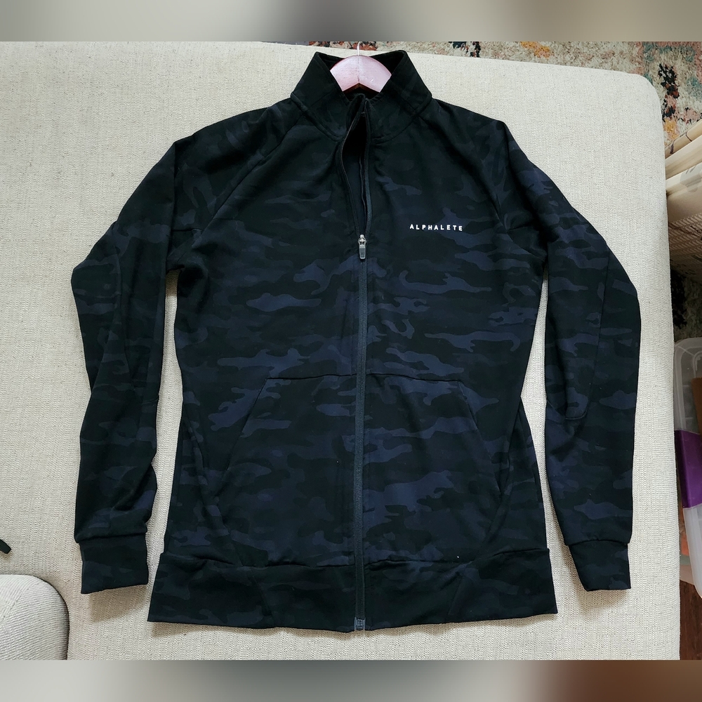Alphalete Premium Track Jacket - M - Black Camo